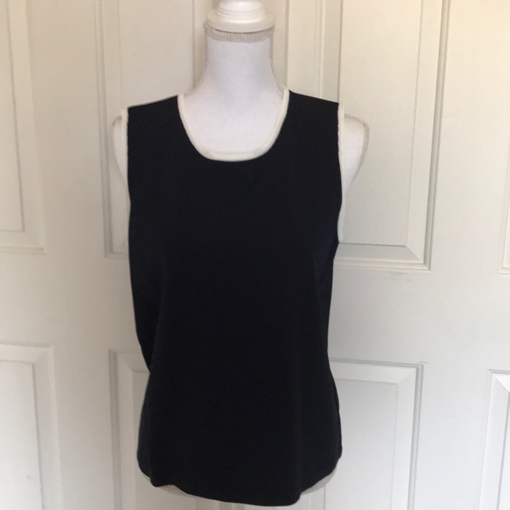 Charter Club black/white knit sleeveless top L